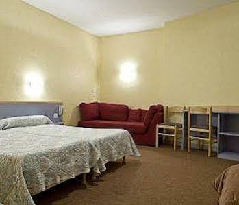 Hotel D'Italie Lourdes Zewnętrze zdjęcie